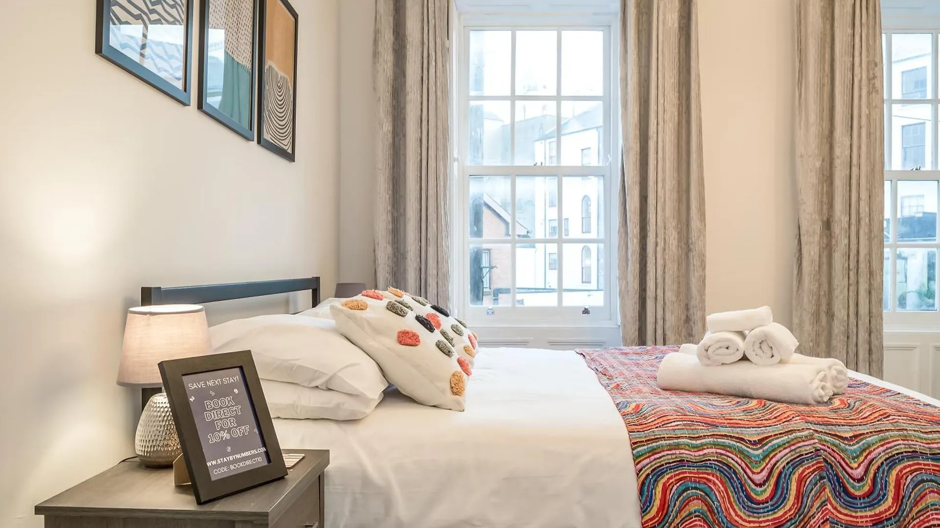 Staybynumbers - City Centre Victorian Townhouse Belfast