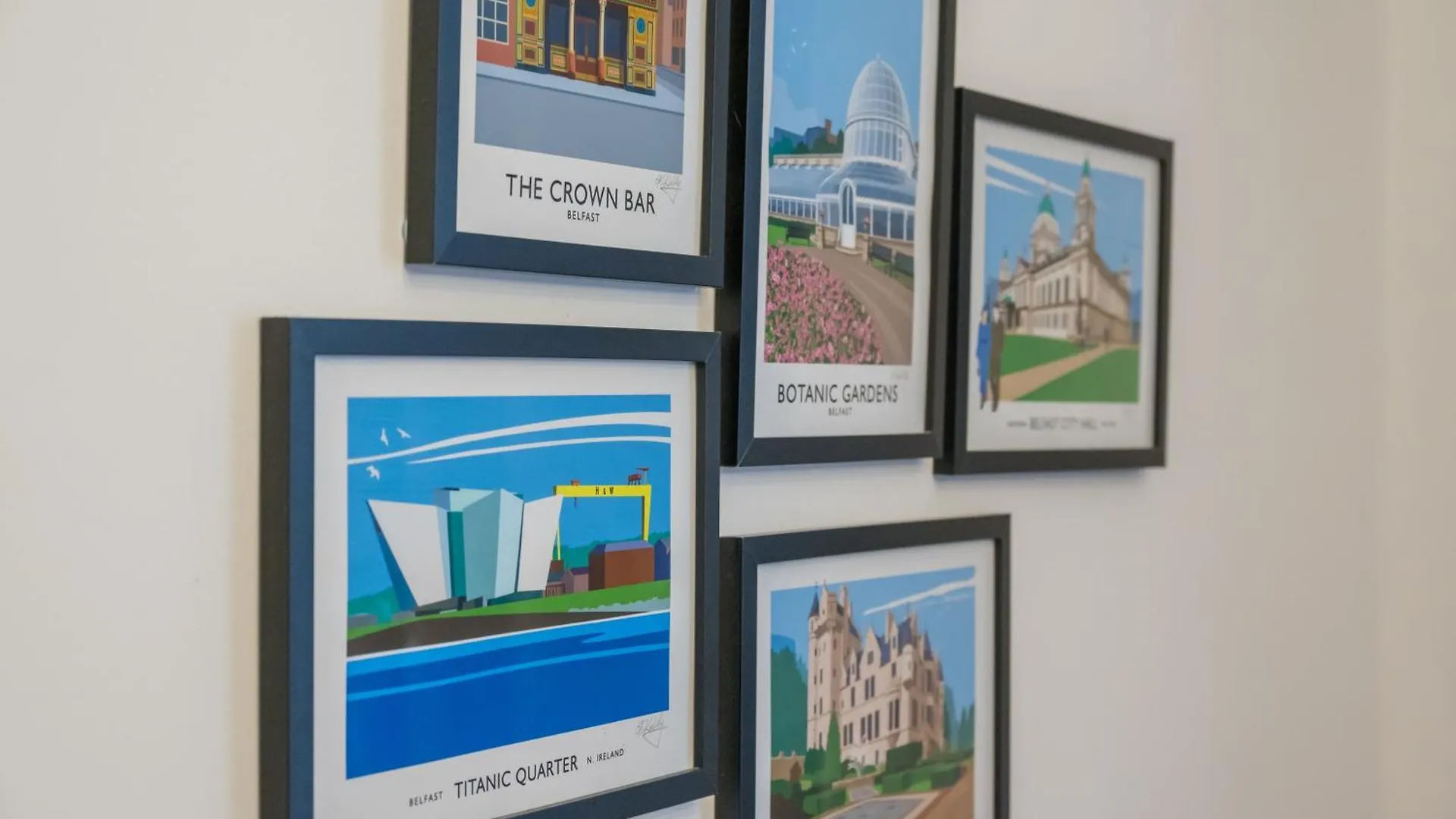 Holiday home Staybynumbers - City Centre Victorian Townhouse Belfast United Kingdom