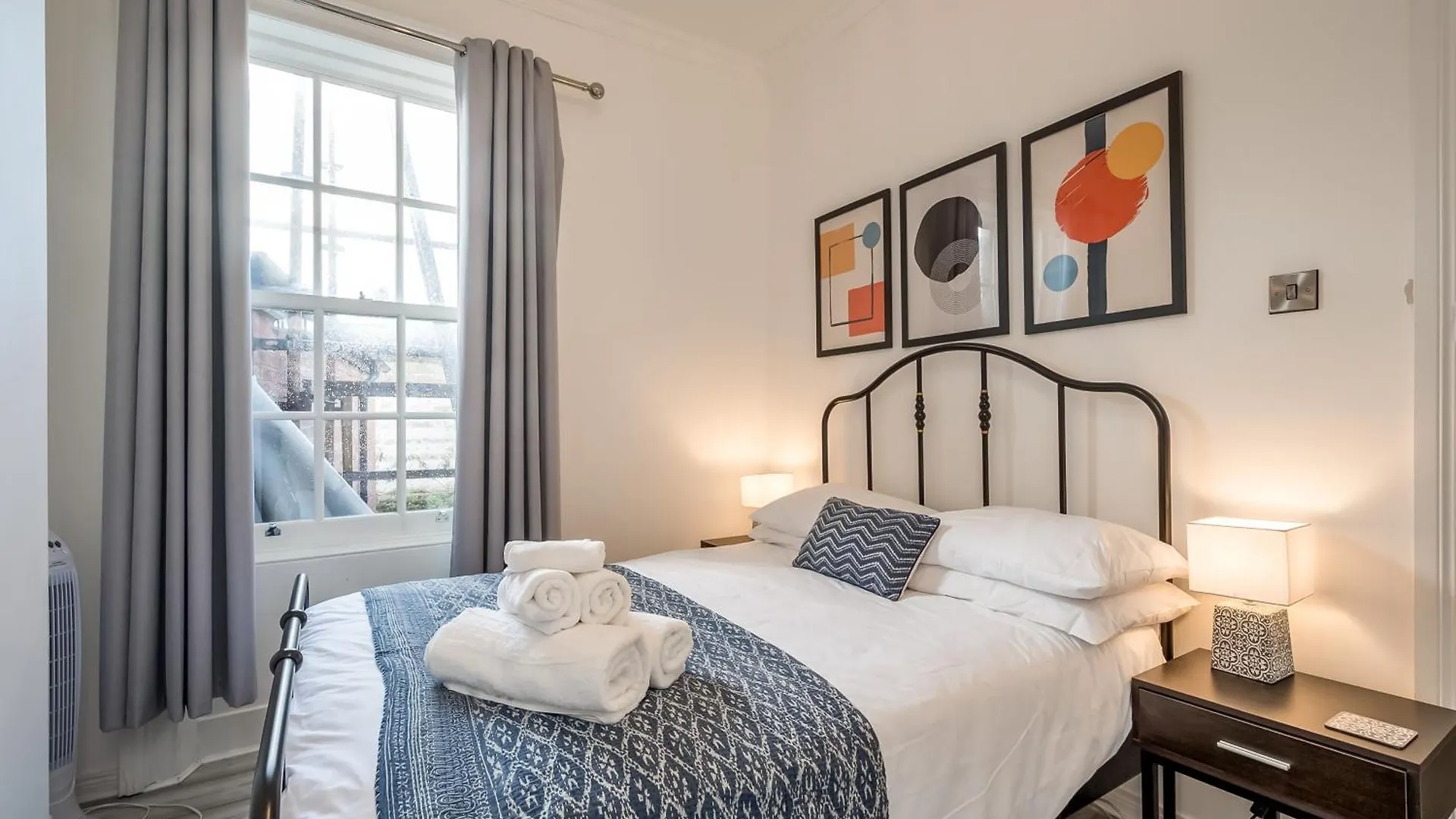 Staybynumbers - City Centre Victorian Townhouse Belfast Hébergement de vacances