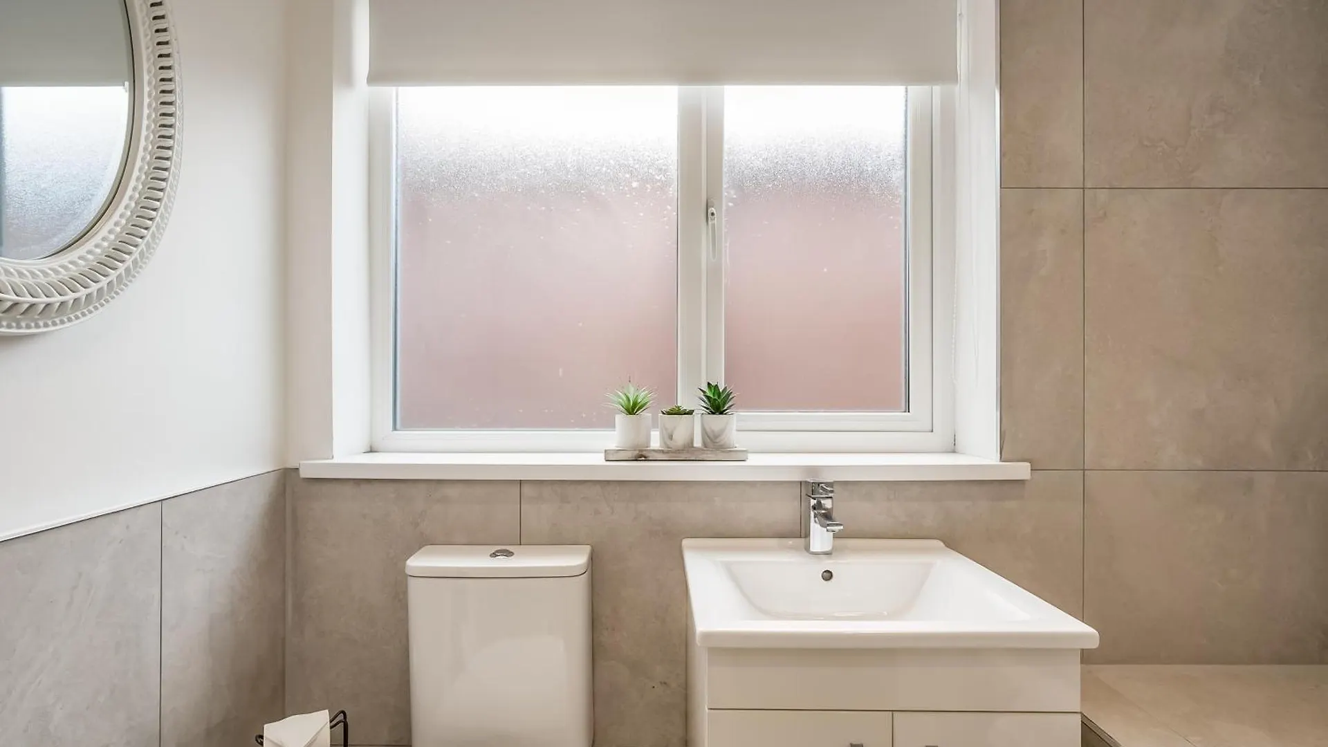 Staybynumbers - City Centre Victorian Townhouse Belfast Hébergement de vacances