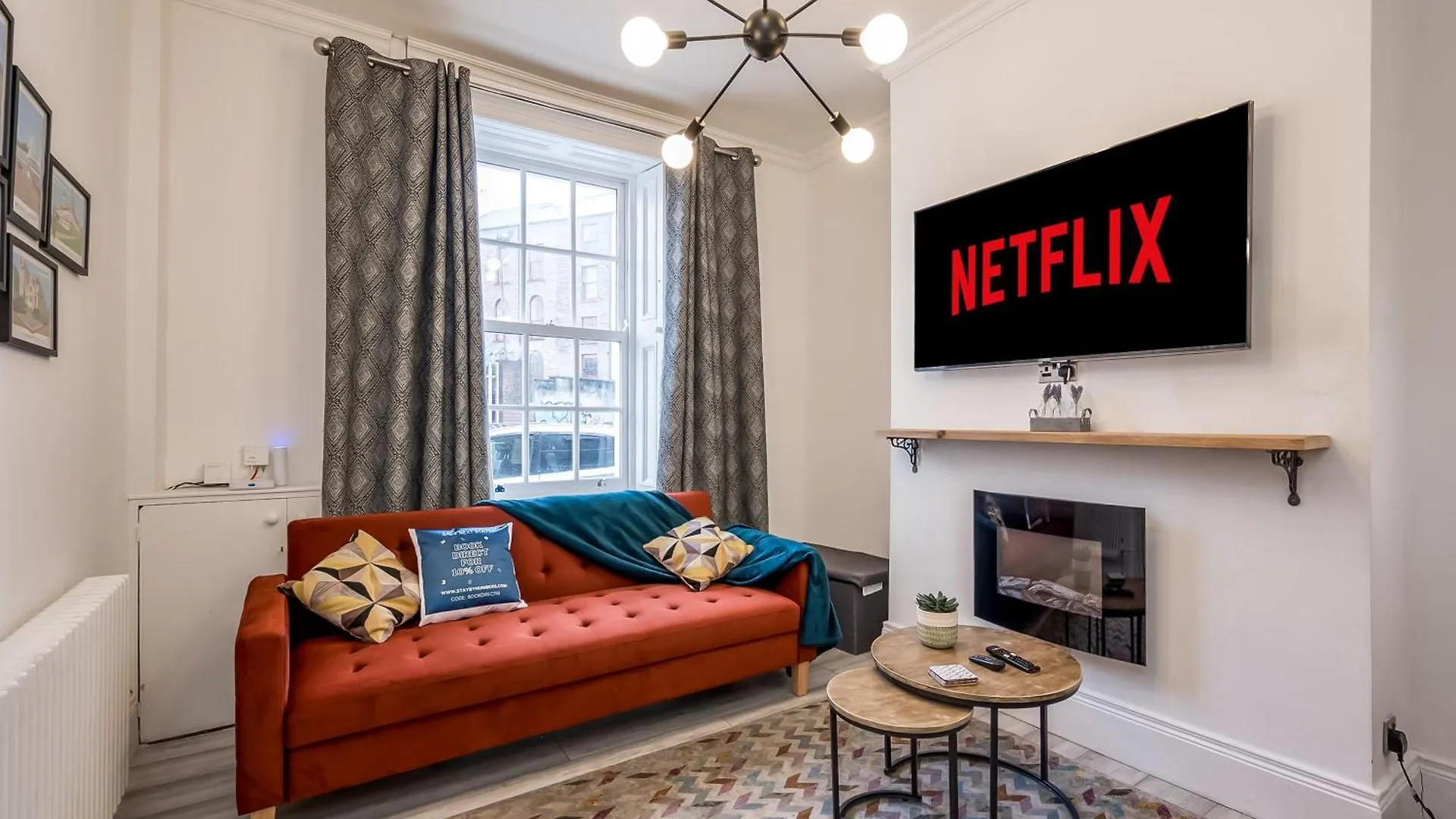 Staybynumbers - City Centre Victorian Townhouse Belfast