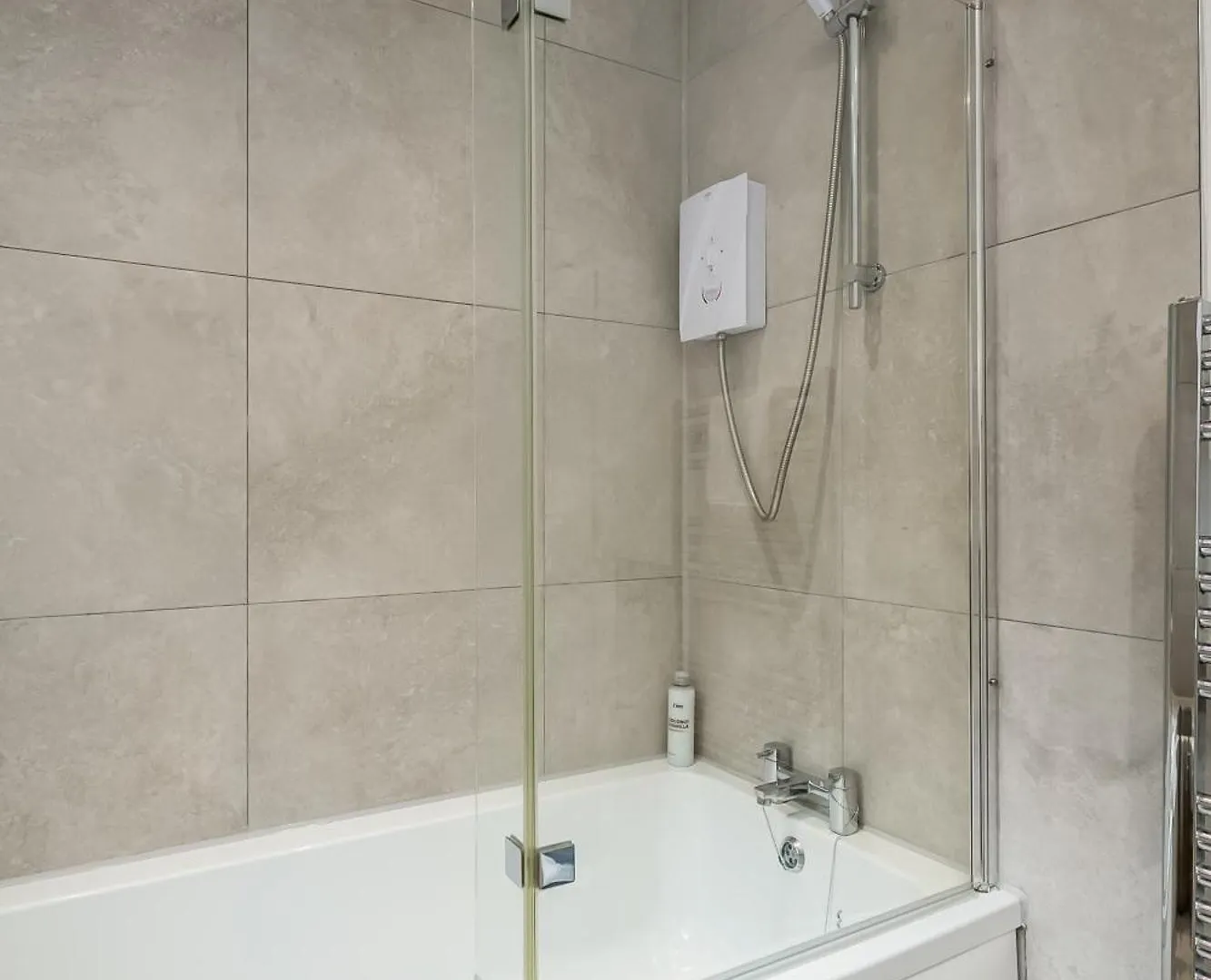 Staybynumbers - City Centre Victorian Townhouse Belfast 0*,